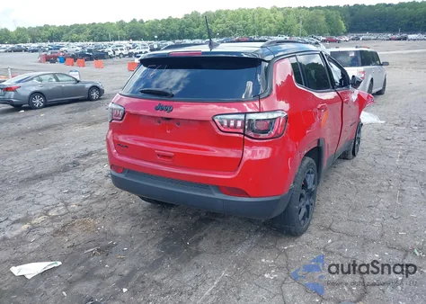 2023 Jeep Compass Altitude 4X4 z USA, uszkodzony, nr VIN 3C4NJDBN2PT532561